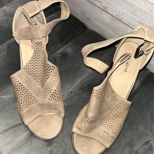 Tan wedges